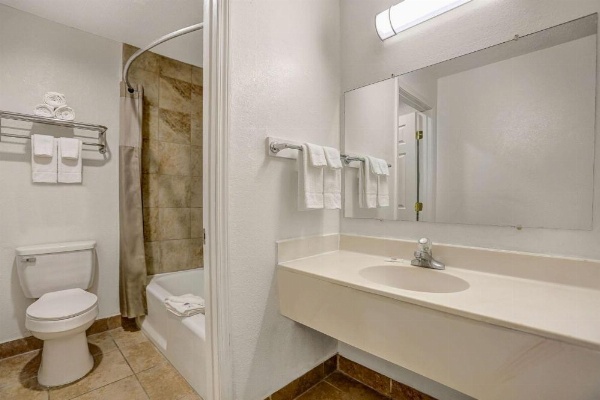 Motel 6-Clovis, NM image 16